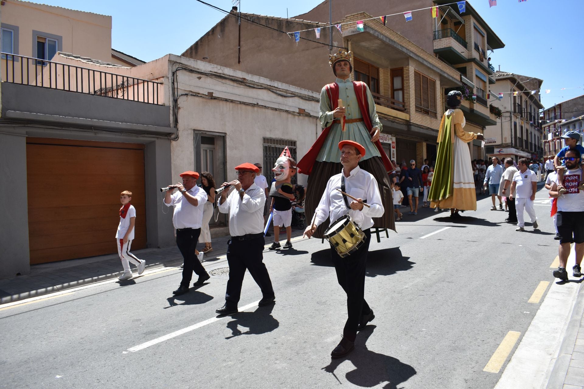 Procesión, misa, gigantes y bailes de la Gaita