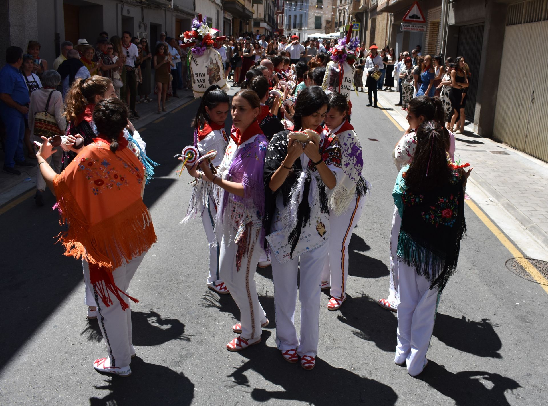 Procesión, misa, gigantes y bailes de la Gaita