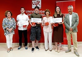 La UR acoge la entrega de la Beca Santander Excelencia 360º y los dos Premios de Emprendimiento