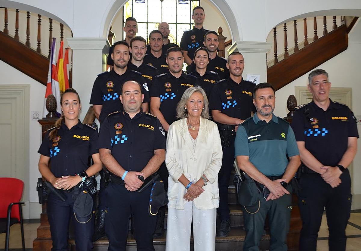 Acto de bienvenida a los nuevos agentes de la Policía de Calahorra.