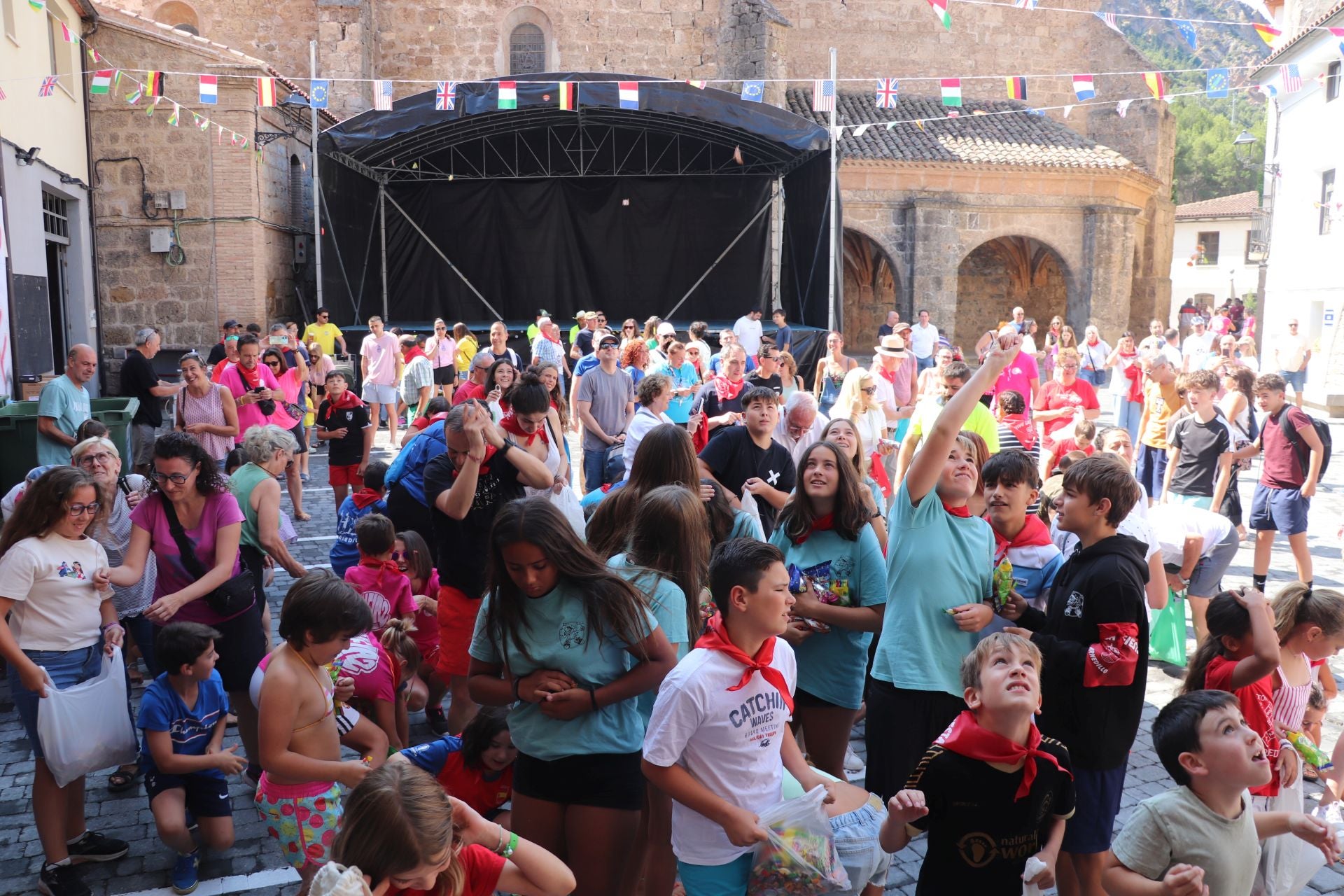 Primer día de las fiestas de Arnedillo