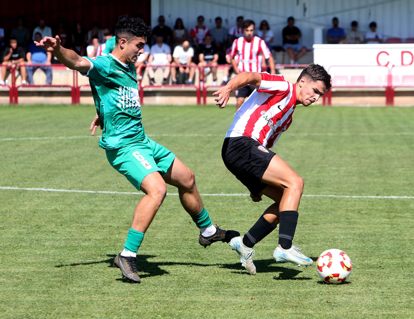Las imágenes del partido UDL-Náxara