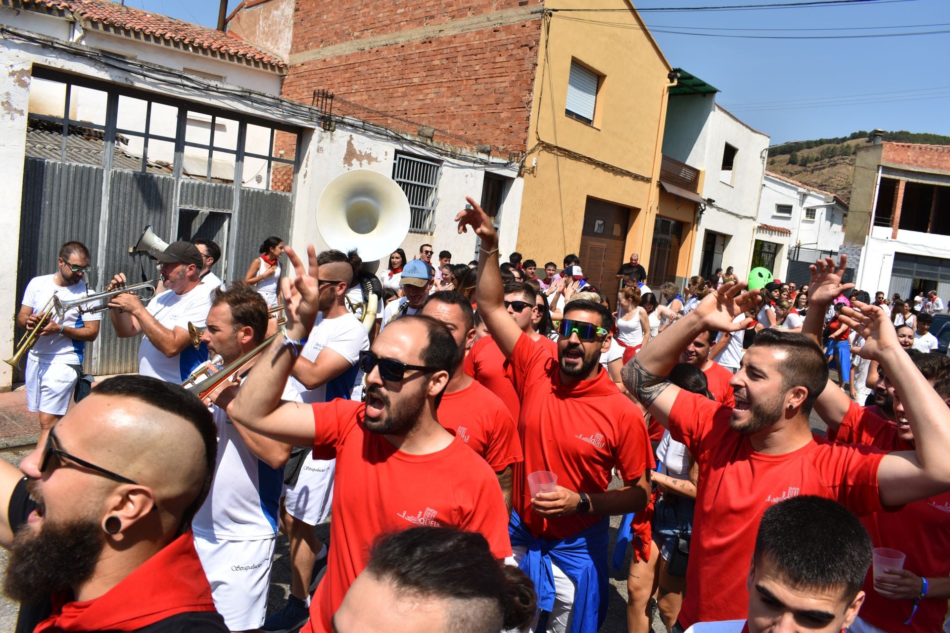 Quel celebra sus fiestas