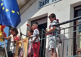 Ausejo corona a sus reyes y tira el cohete