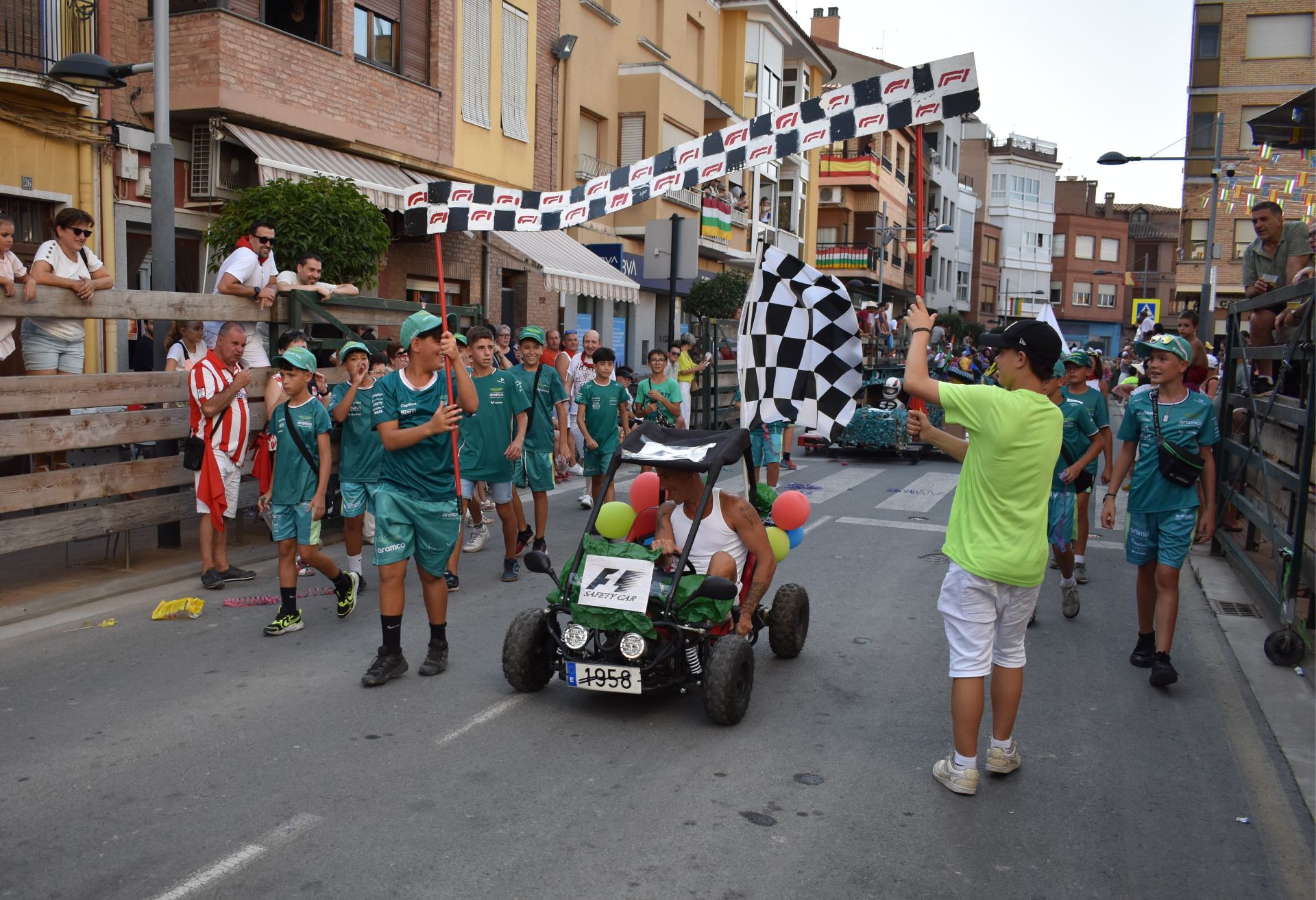 Rincón de Soto disfrutó de las carrozas