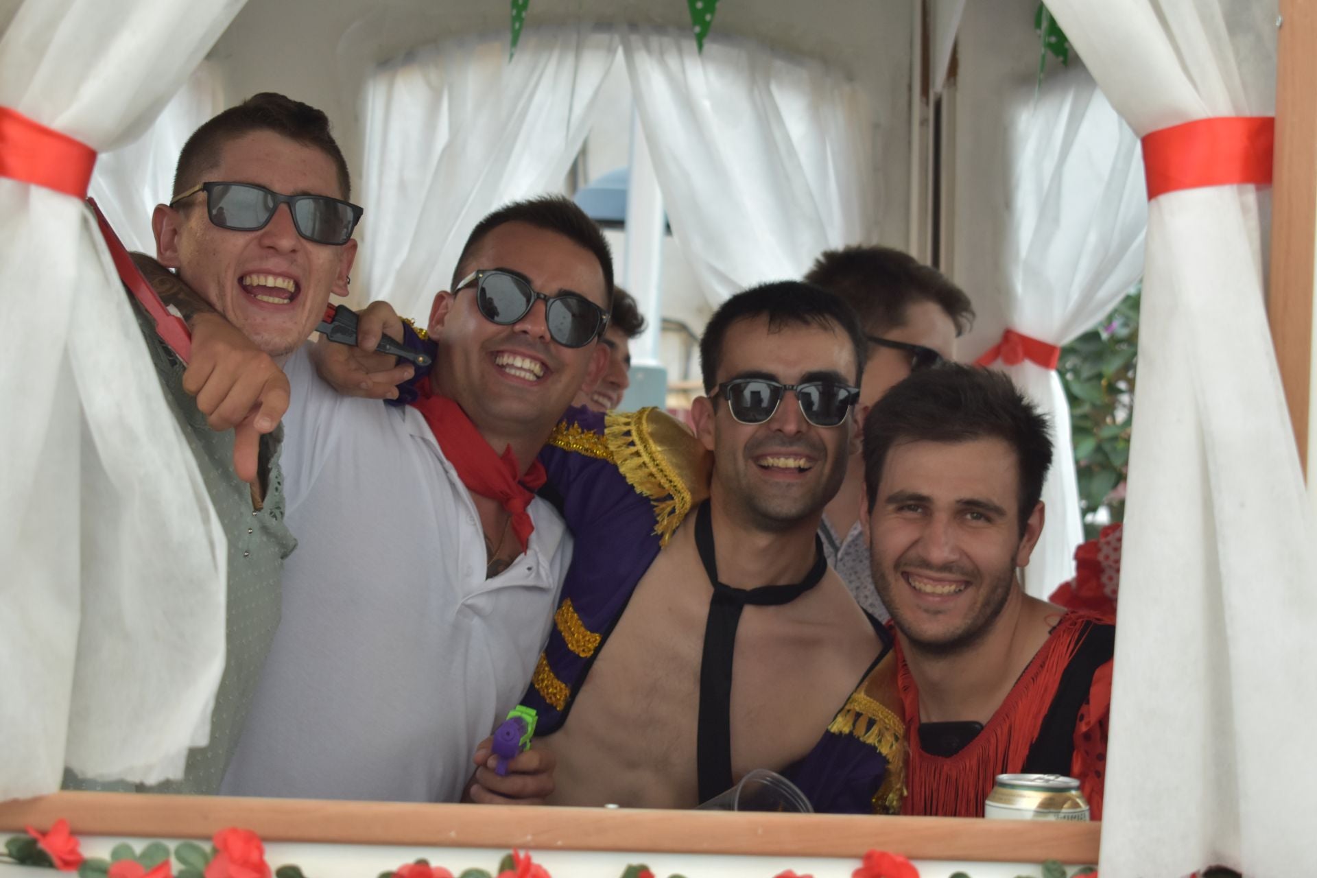 Rincón de Soto disfrutó de las carrozas