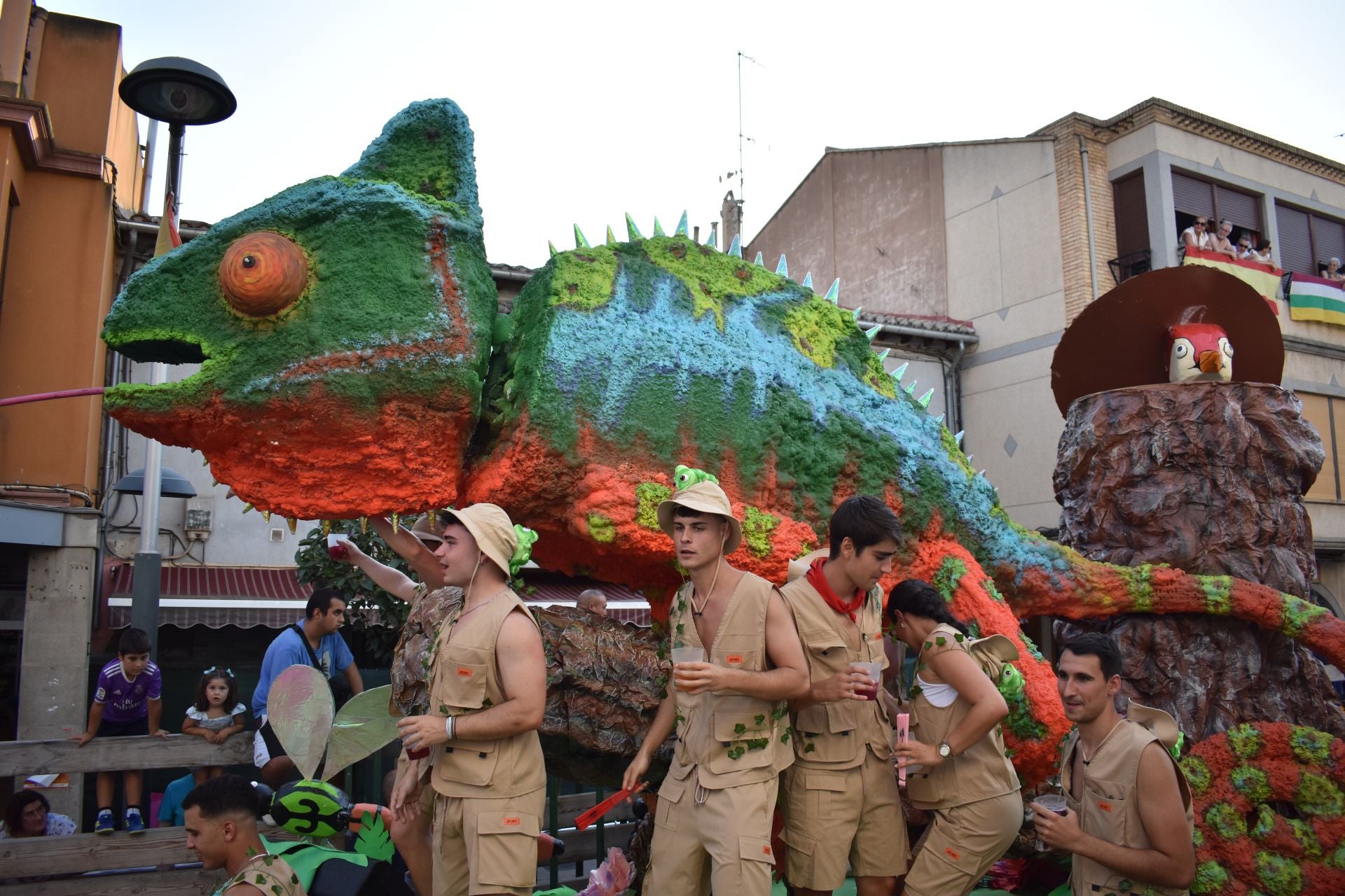 Rincón de Soto disfrutó de las carrozas