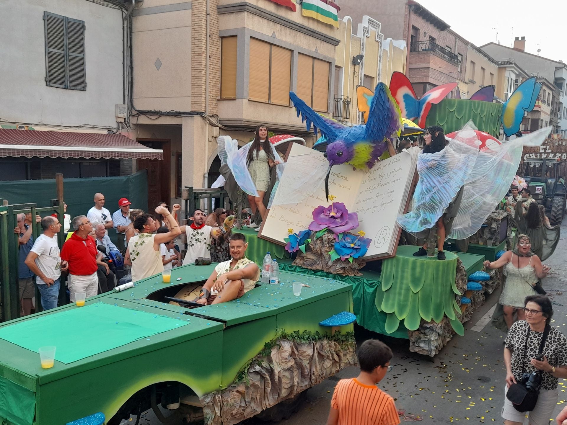 Rincón de Soto disfrutó de las carrozas