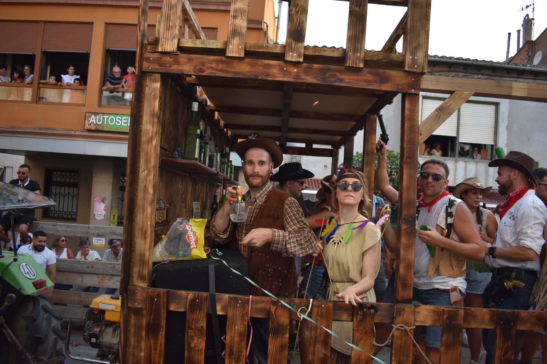 Rincón de Soto disfrutó de las carrozas
