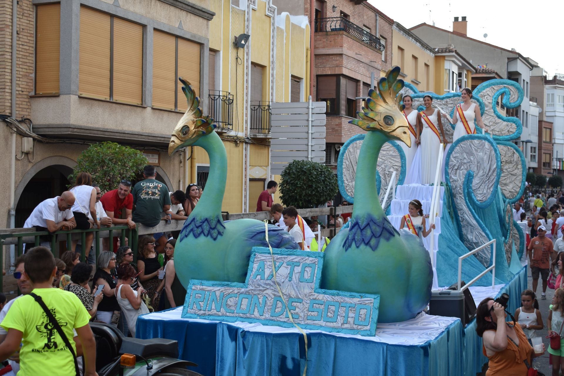 Rincón de Soto disfrutó de las carrozas