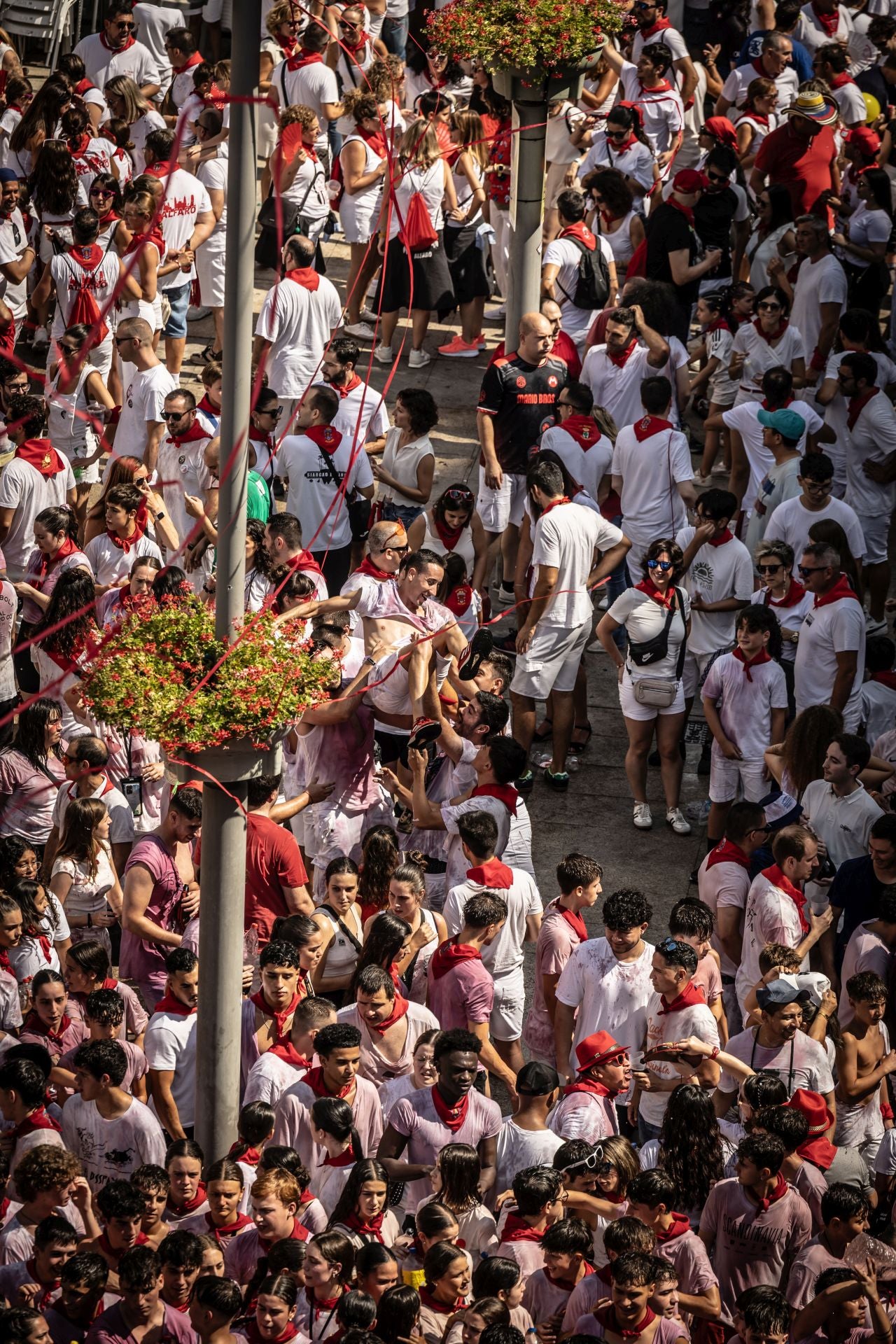 La fiesta se adueña de Alfaro: las imágenes