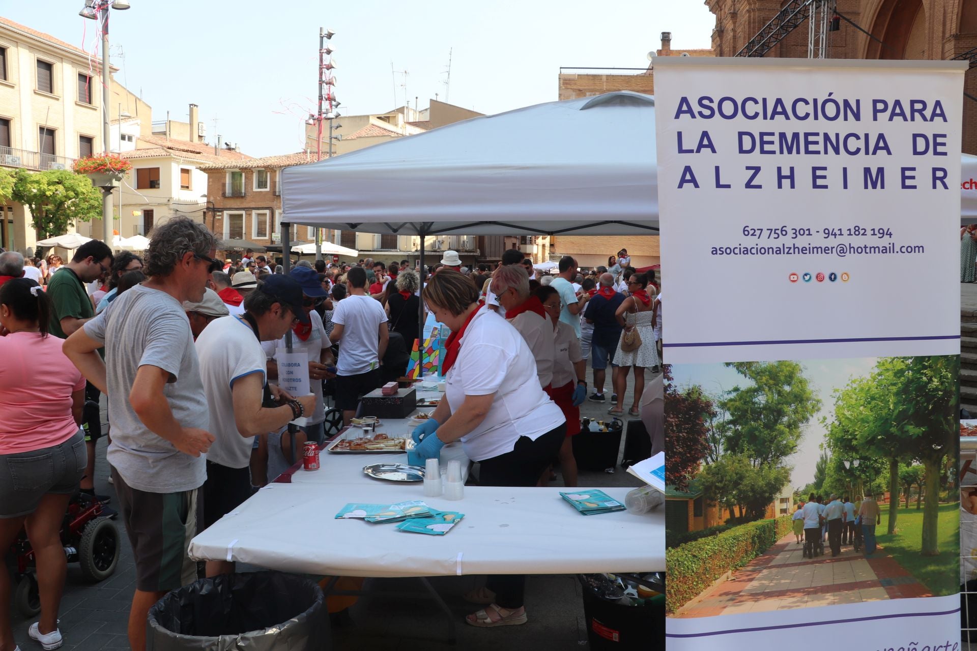 Viernes de fiestas con encierro, pañuelo para los más pequeños y tortillas de papata