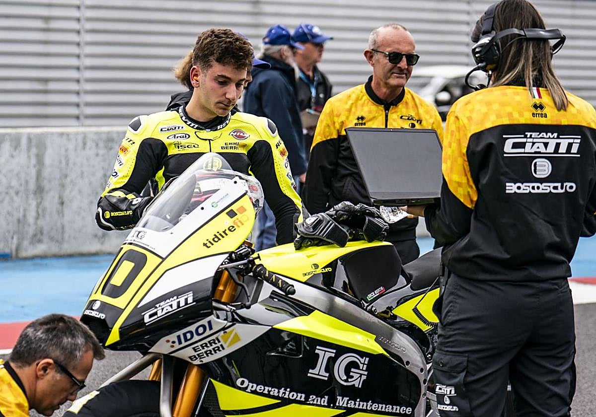 El alfareño Unai Orradre, antes de una carrera.