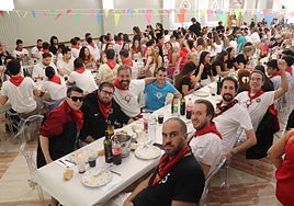 La comida popular fue un exito de participación en un día que honró a San Ezequiel.