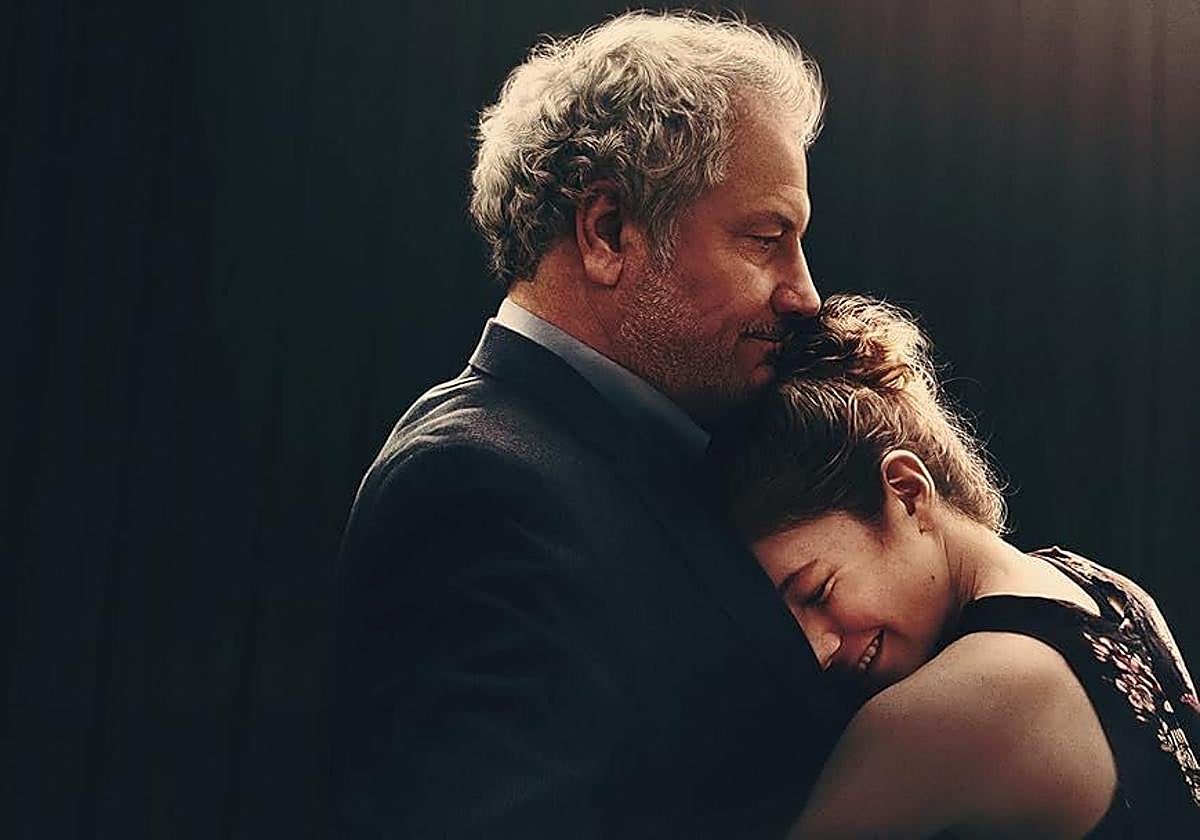 Escena de la película 'Ghostlight'.