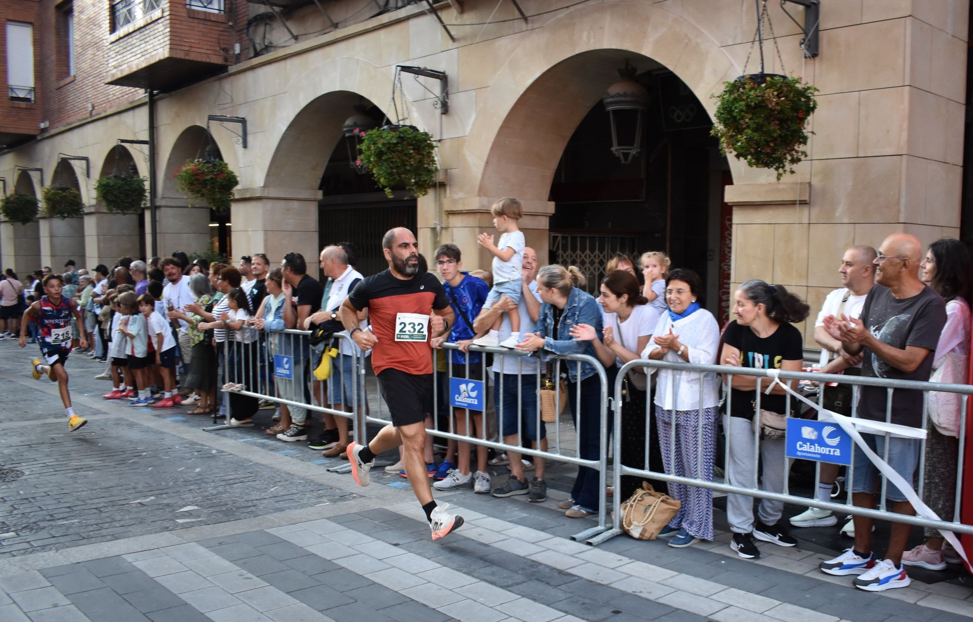 Las imágenes de la carrera Ciudad de Calahorra