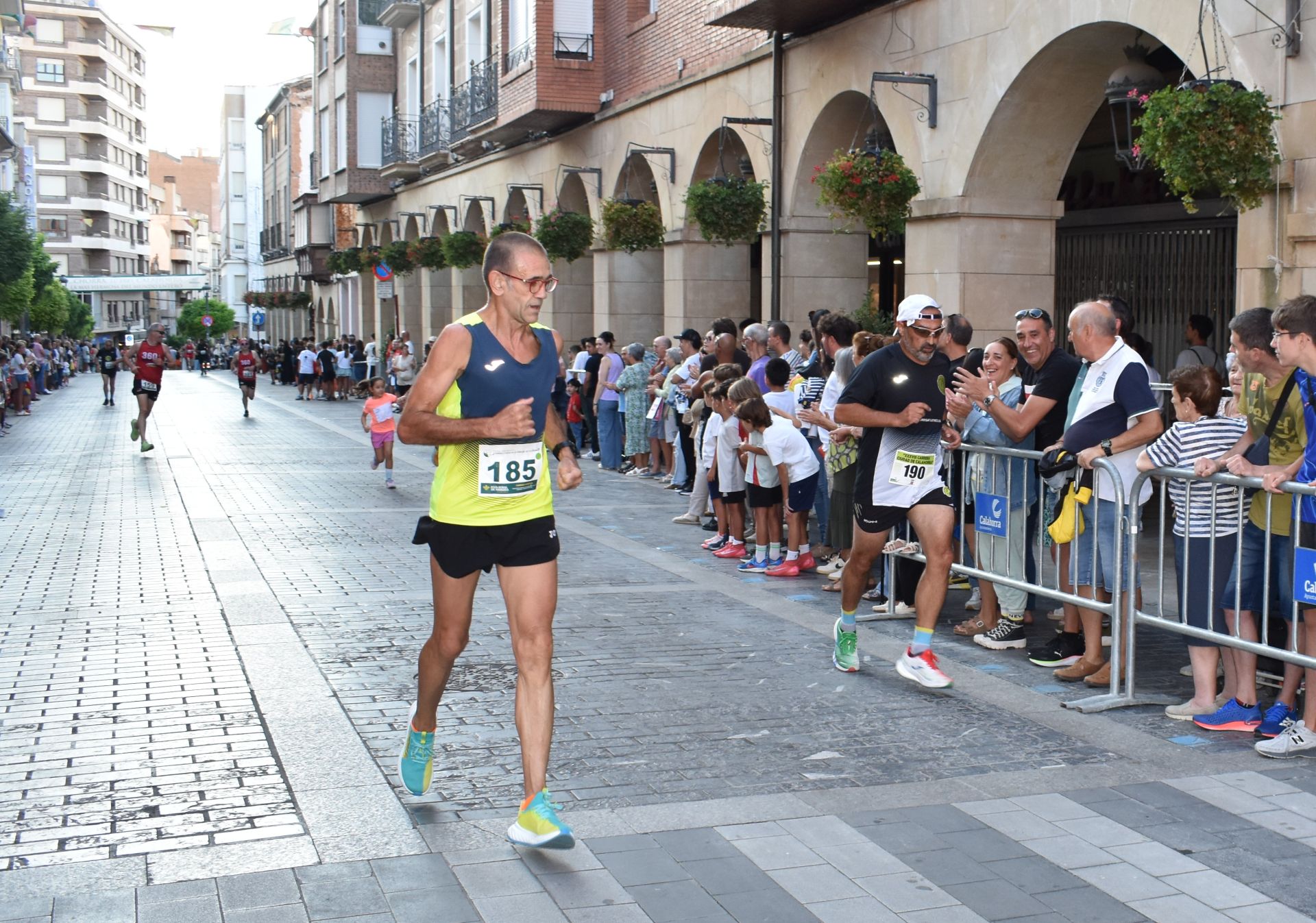 Las imágenes de la carrera Ciudad de Calahorra