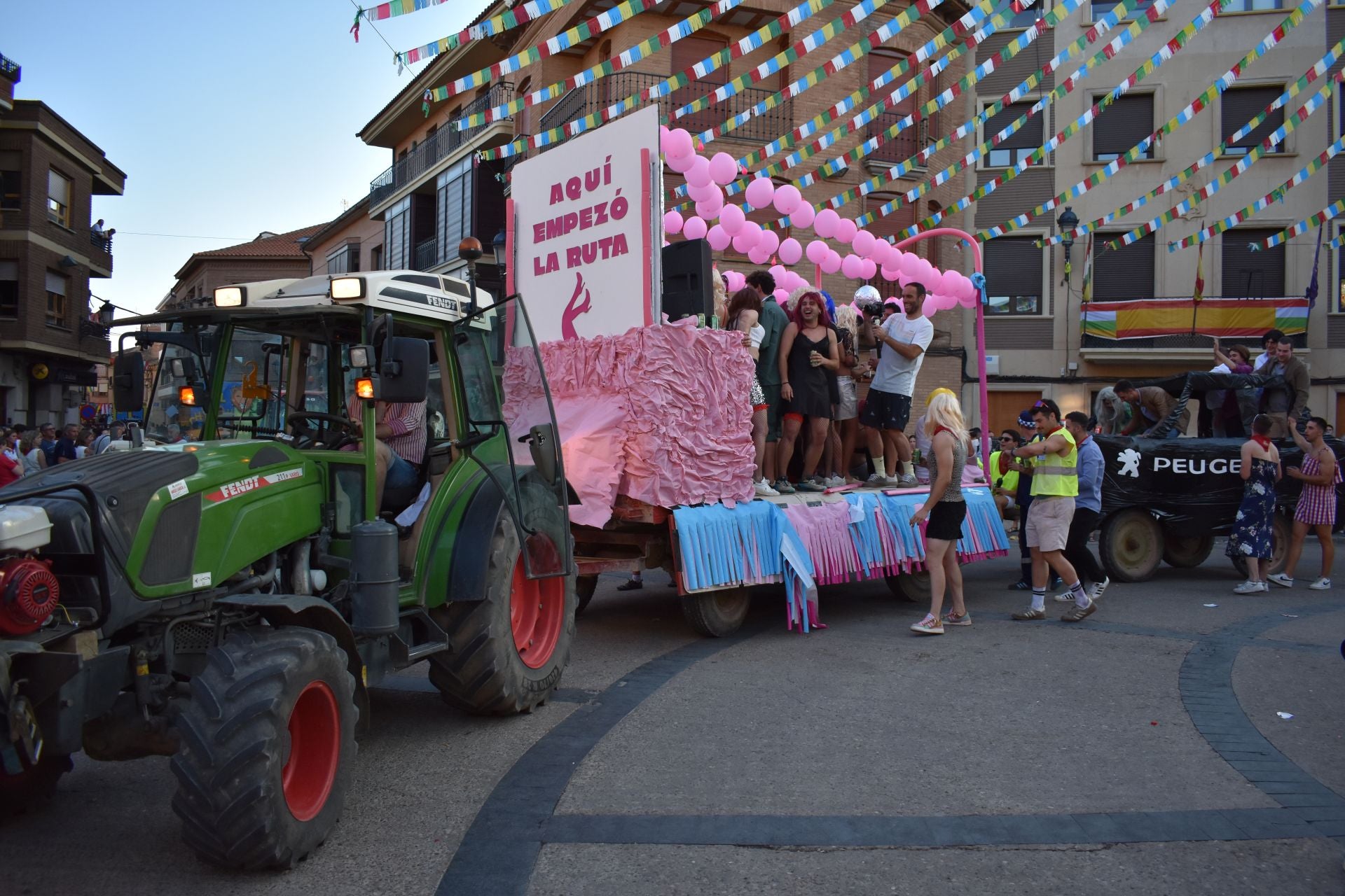 Todo el color de las fiestas de Aldanueva de Ebro