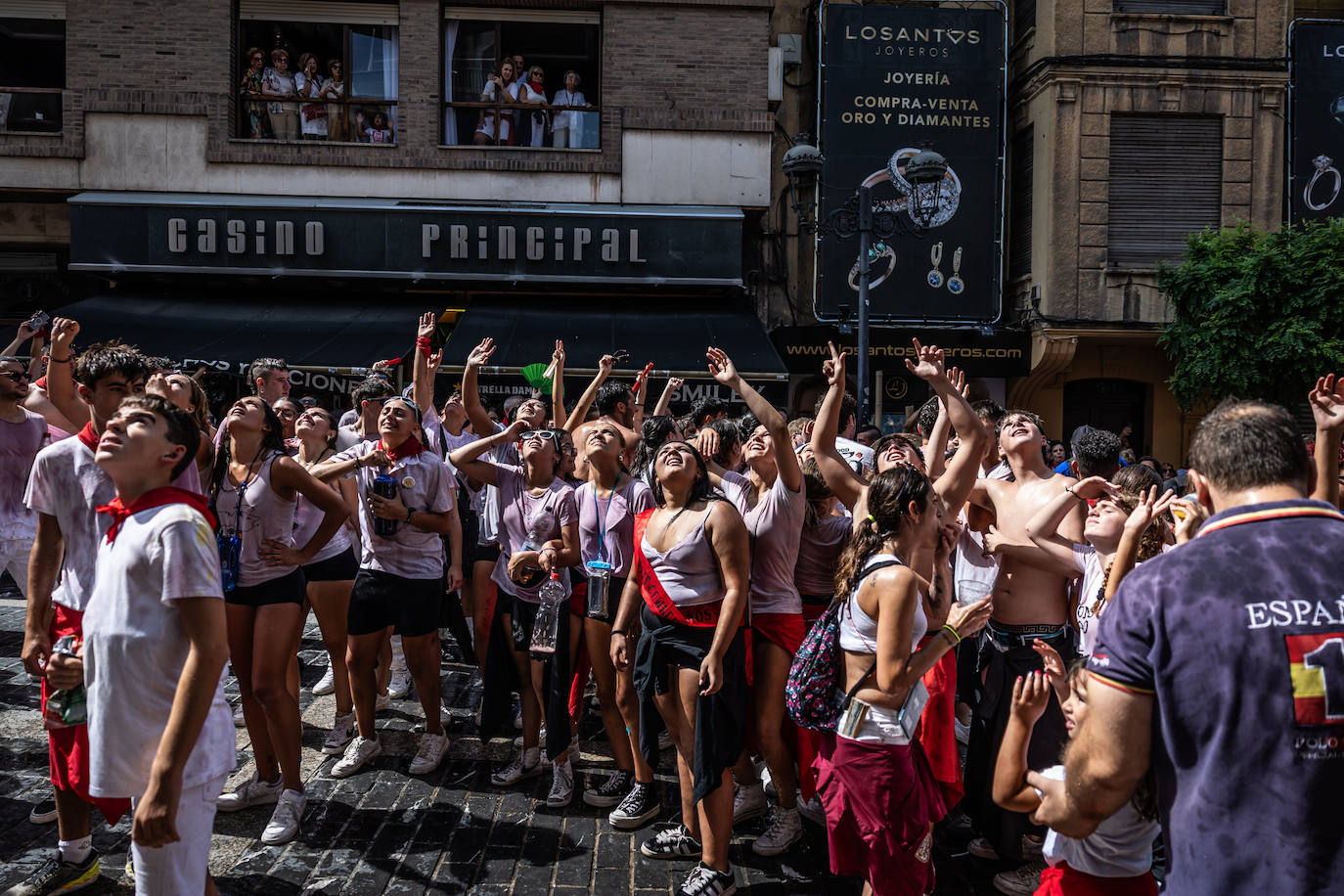 Chupinazo y carrozas: las primeras imágenes de Calahorra en fiestas
