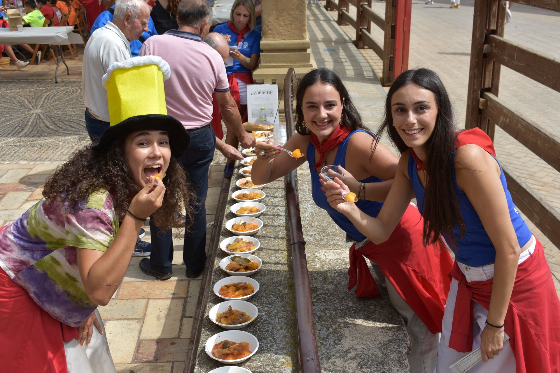 El concurso de calderillos de Aldeanueva reúne a veintidos cuadrillas