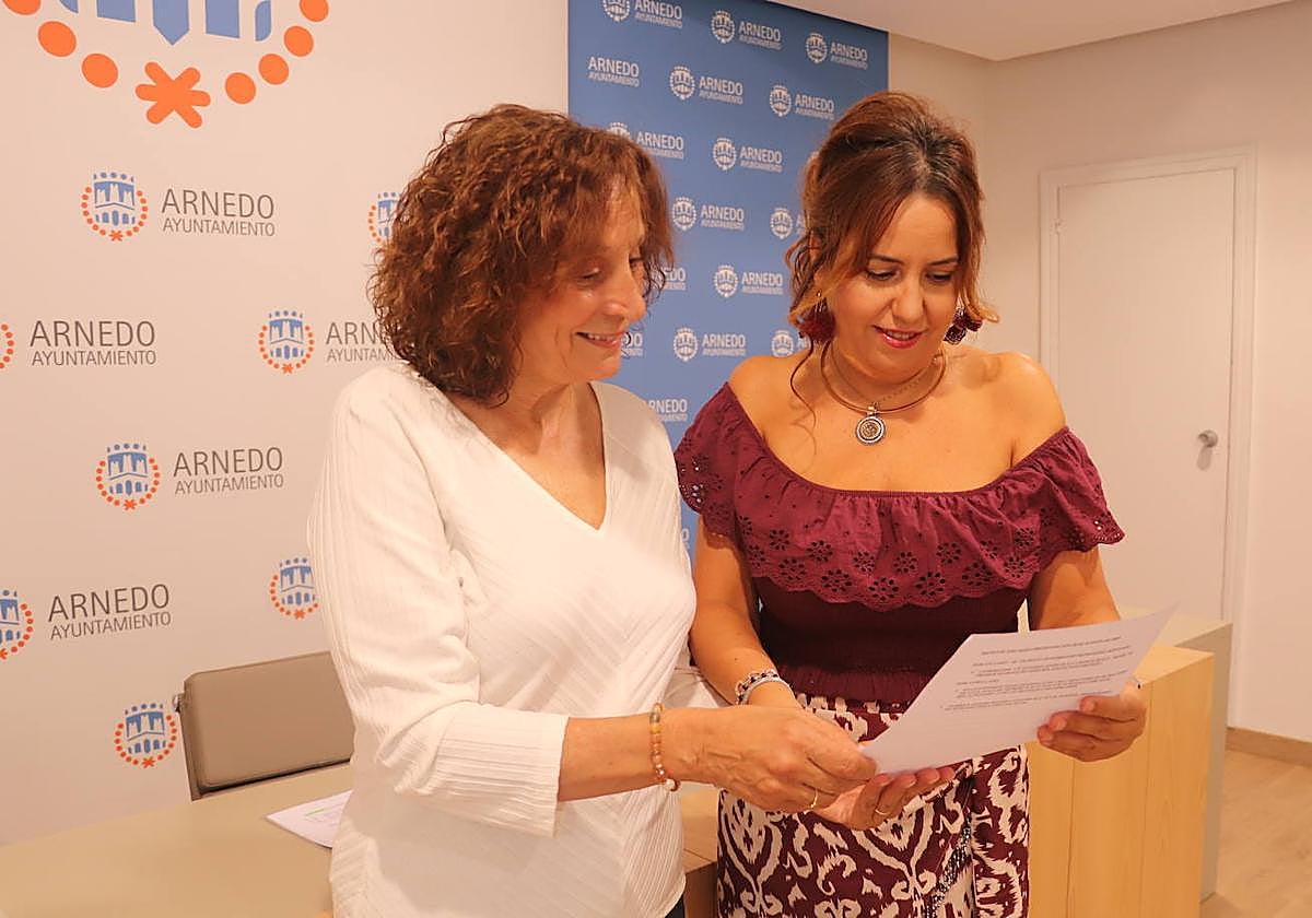 Los hermanos Domínguez recogen el 'Refranero arnedano'