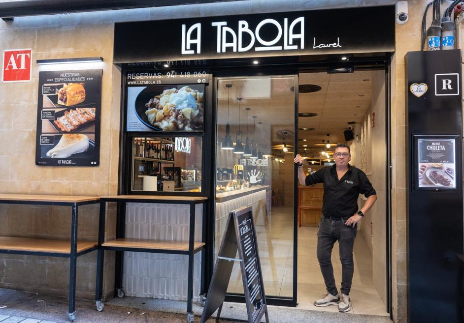 Francisco, encargado del establecimiento.