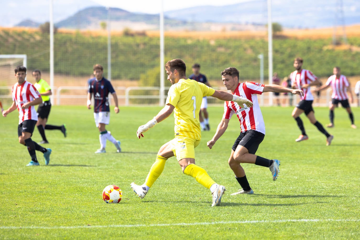 Las imágenes del encuentro UDL-Eibar B