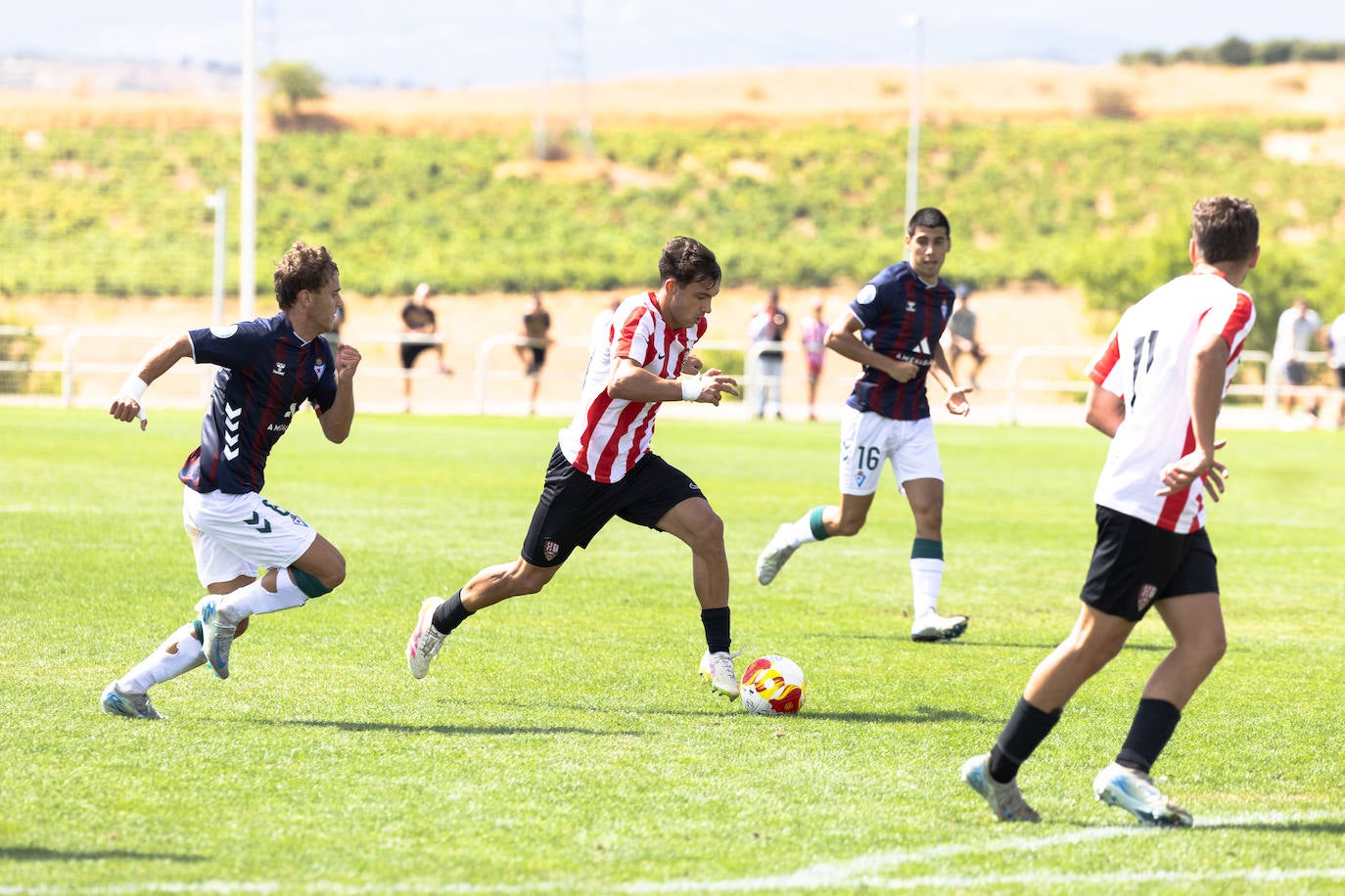 Las imágenes del encuentro UDL-Eibar B