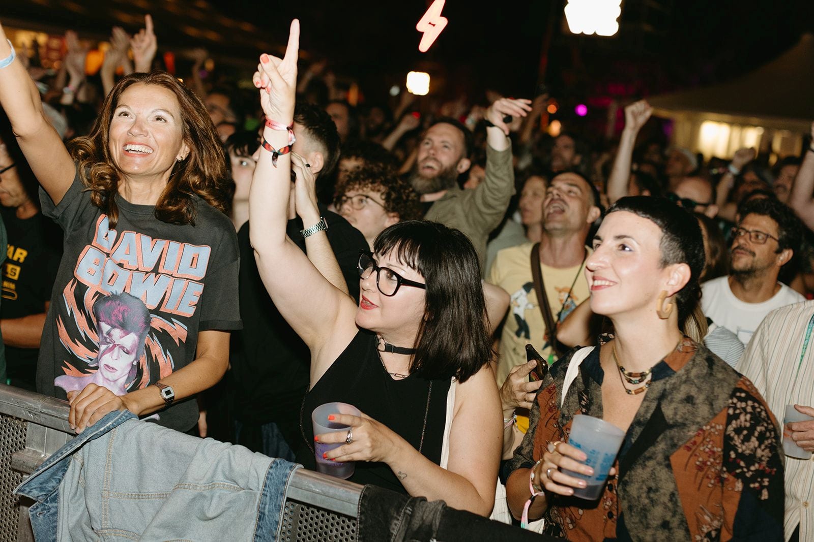 El público en primera fila.