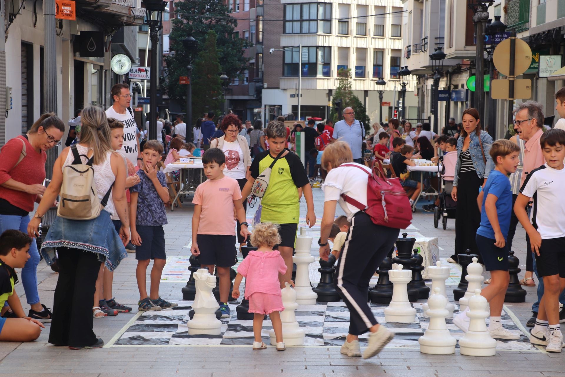 Tarde de juegos en Fliparnedo