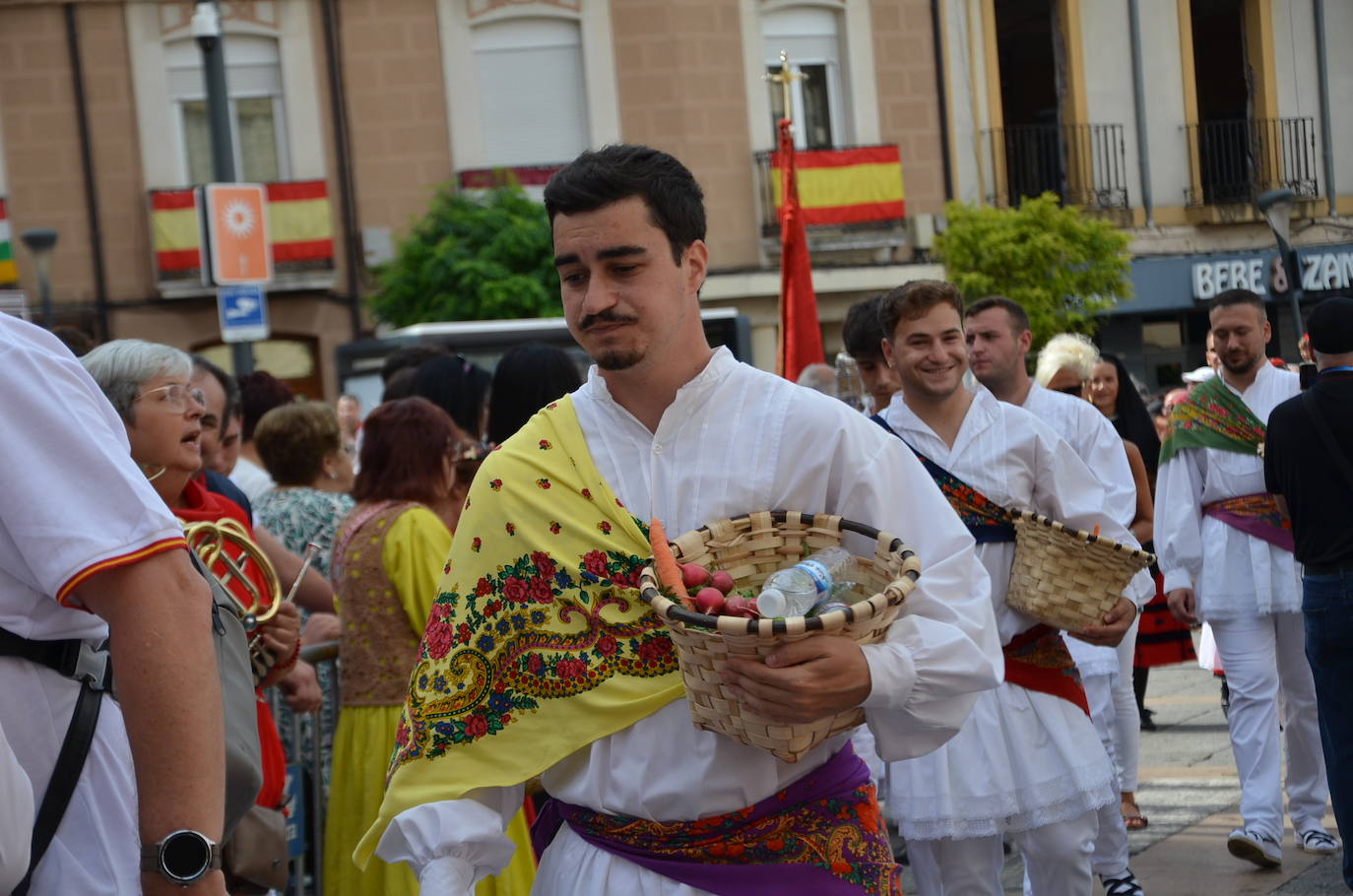 Calahorra despide las fiestas con una procesión a sus patronos