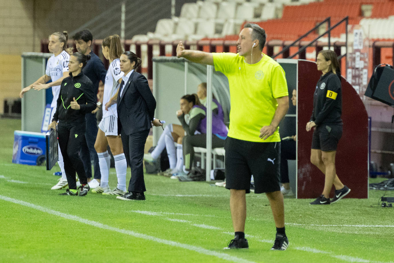 Las imágenes del encuentro DUX-Real Madrid