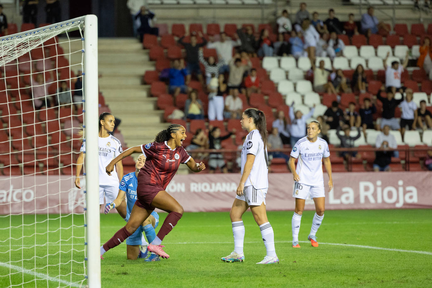 Las imágenes del encuentro DUX-Real Madrid