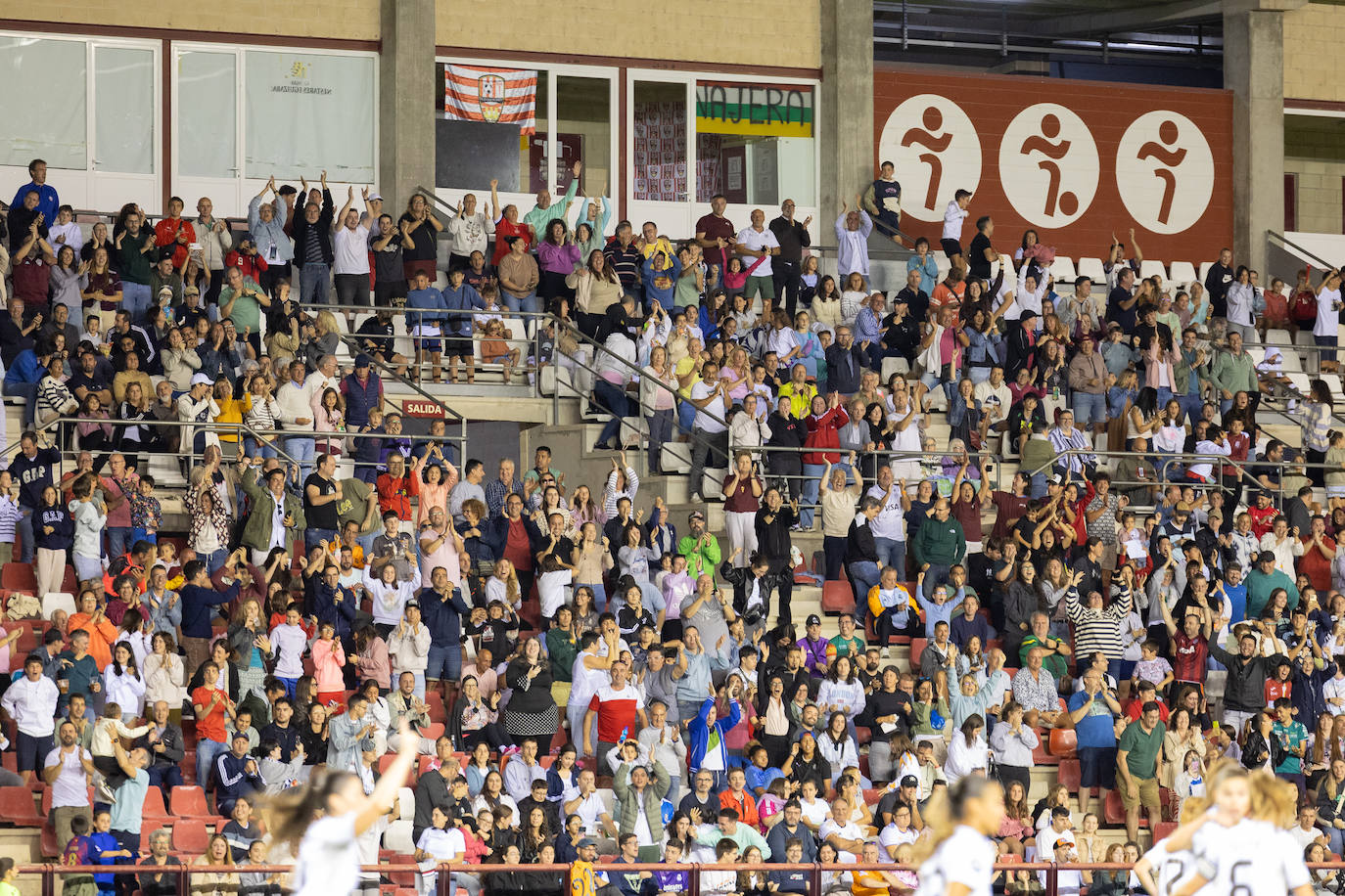 Las imágenes del encuentro DUX-Real Madrid