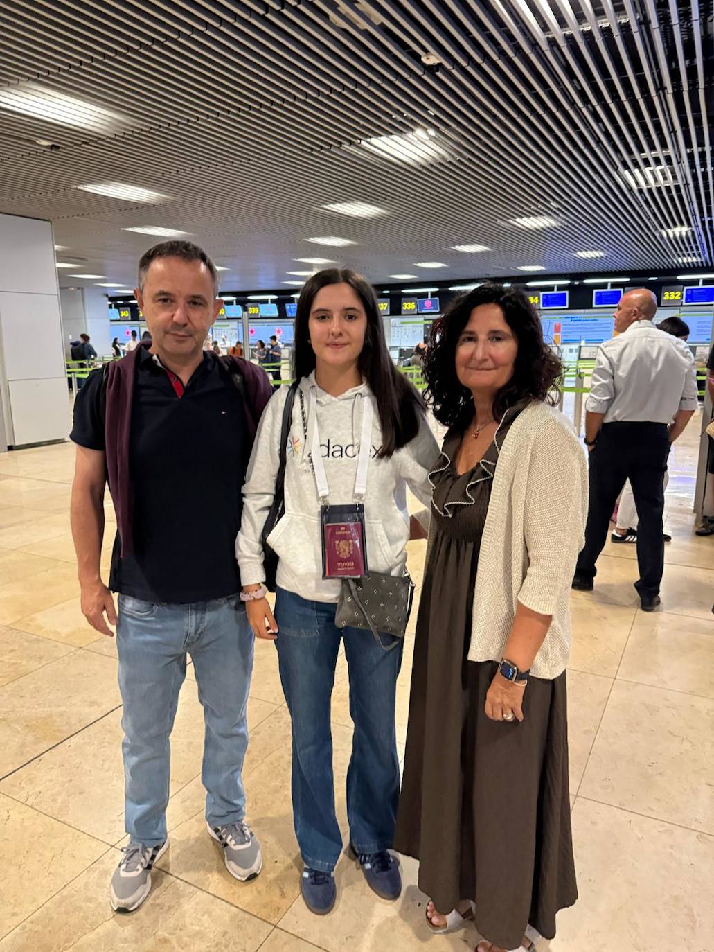 Las imágenes de los jóvenes que estudiarán en Canadá o Europa este año