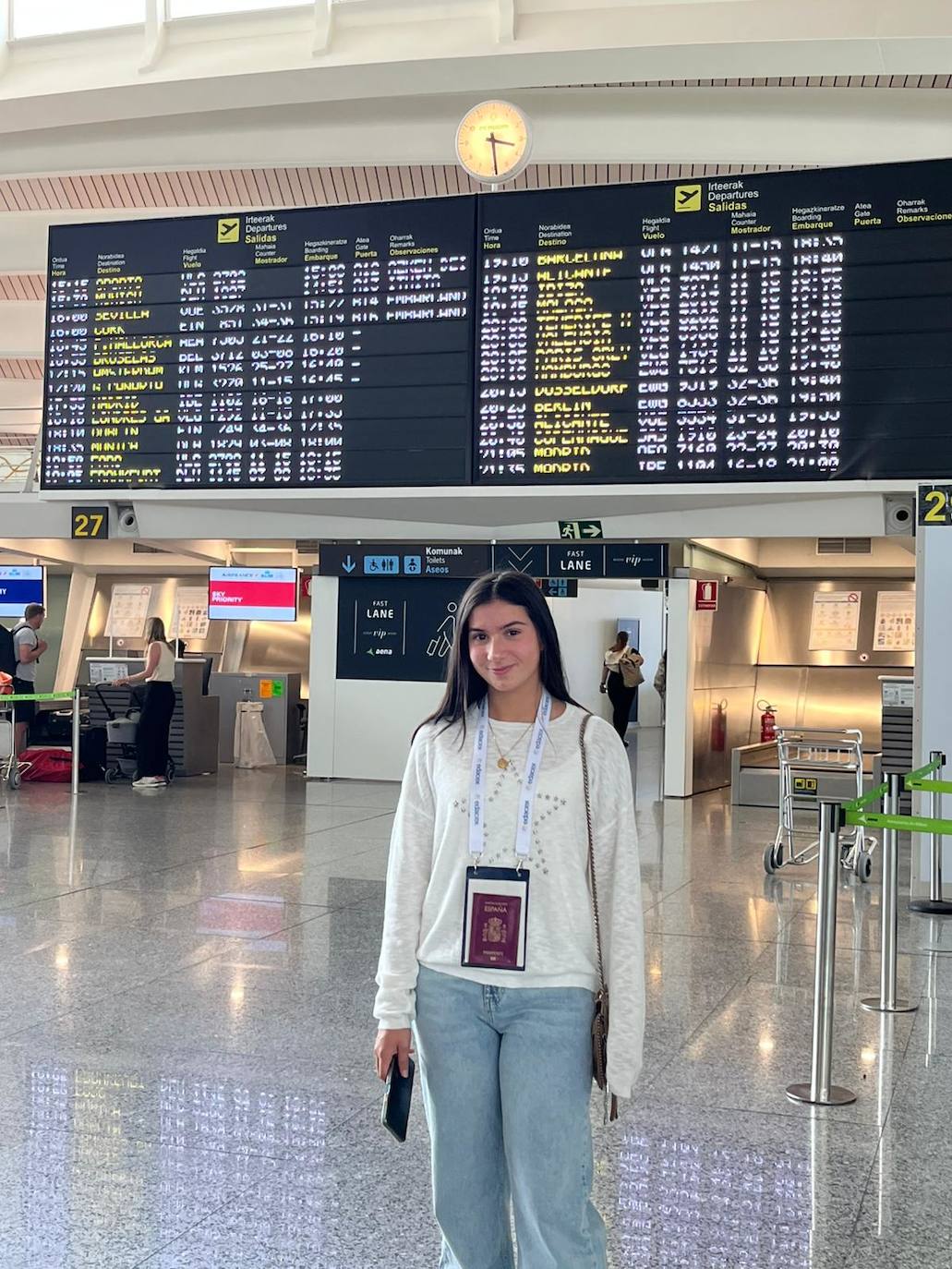 Las imágenes de los jóvenes que estudiarán en Canadá o Europa este año