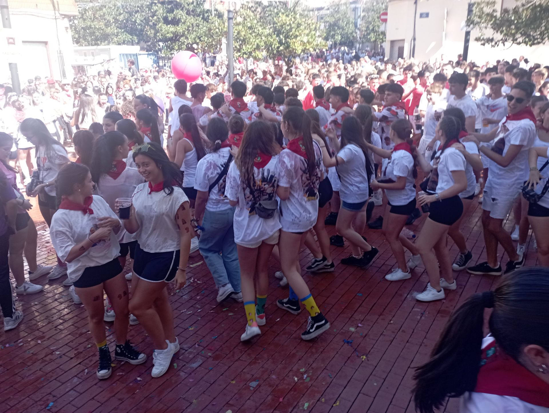 Las imágenes del chupinazo de Pradejón