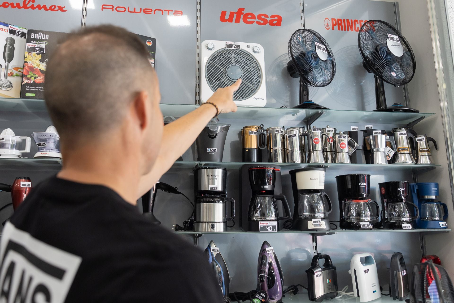 Electrodomésticos en un comercio riojano.