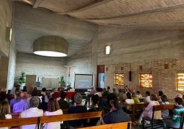 Conferencia de José Miguel León en el propio templo.