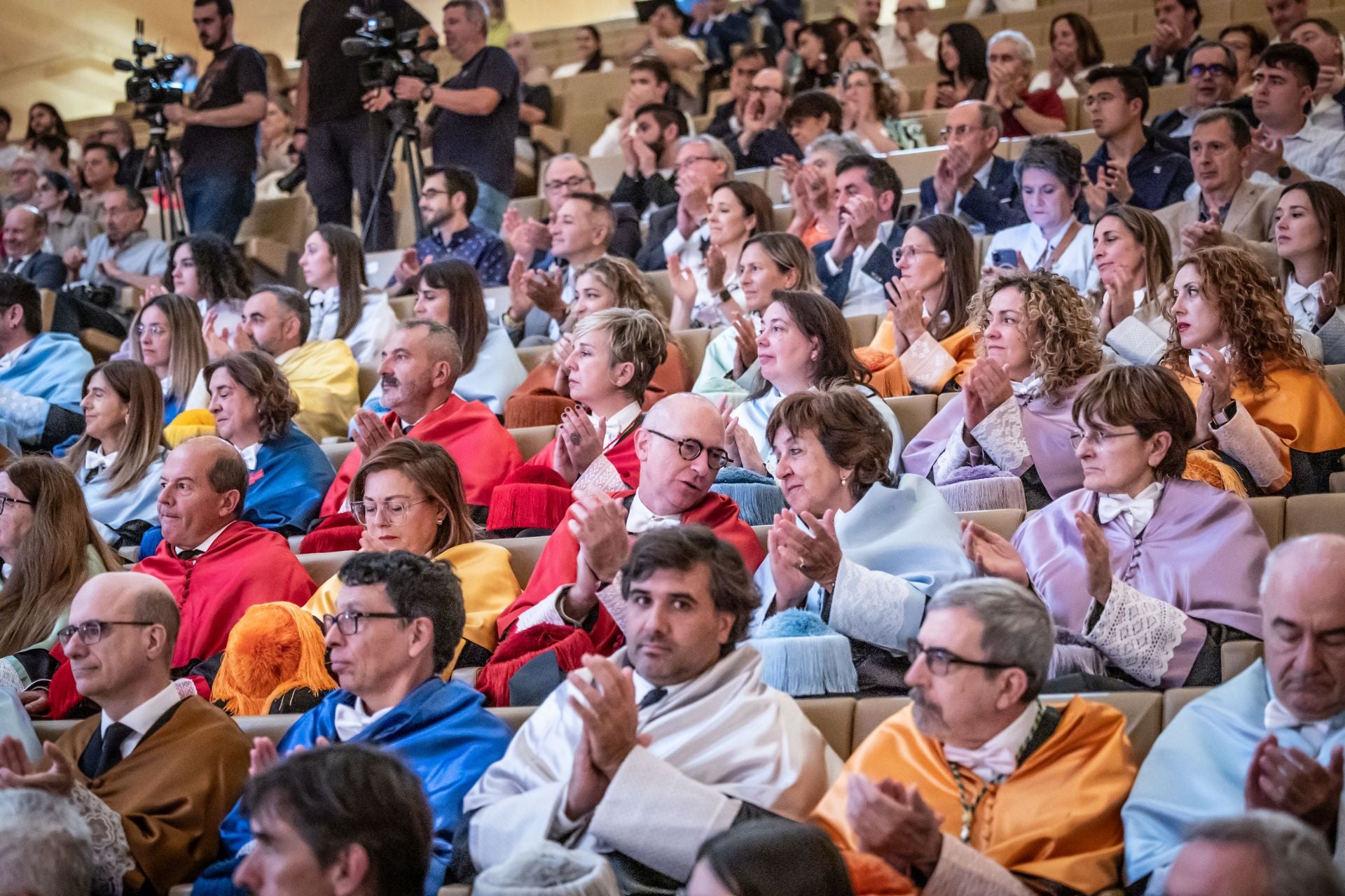 Las imágenes de la apertura del curso académico de la UR