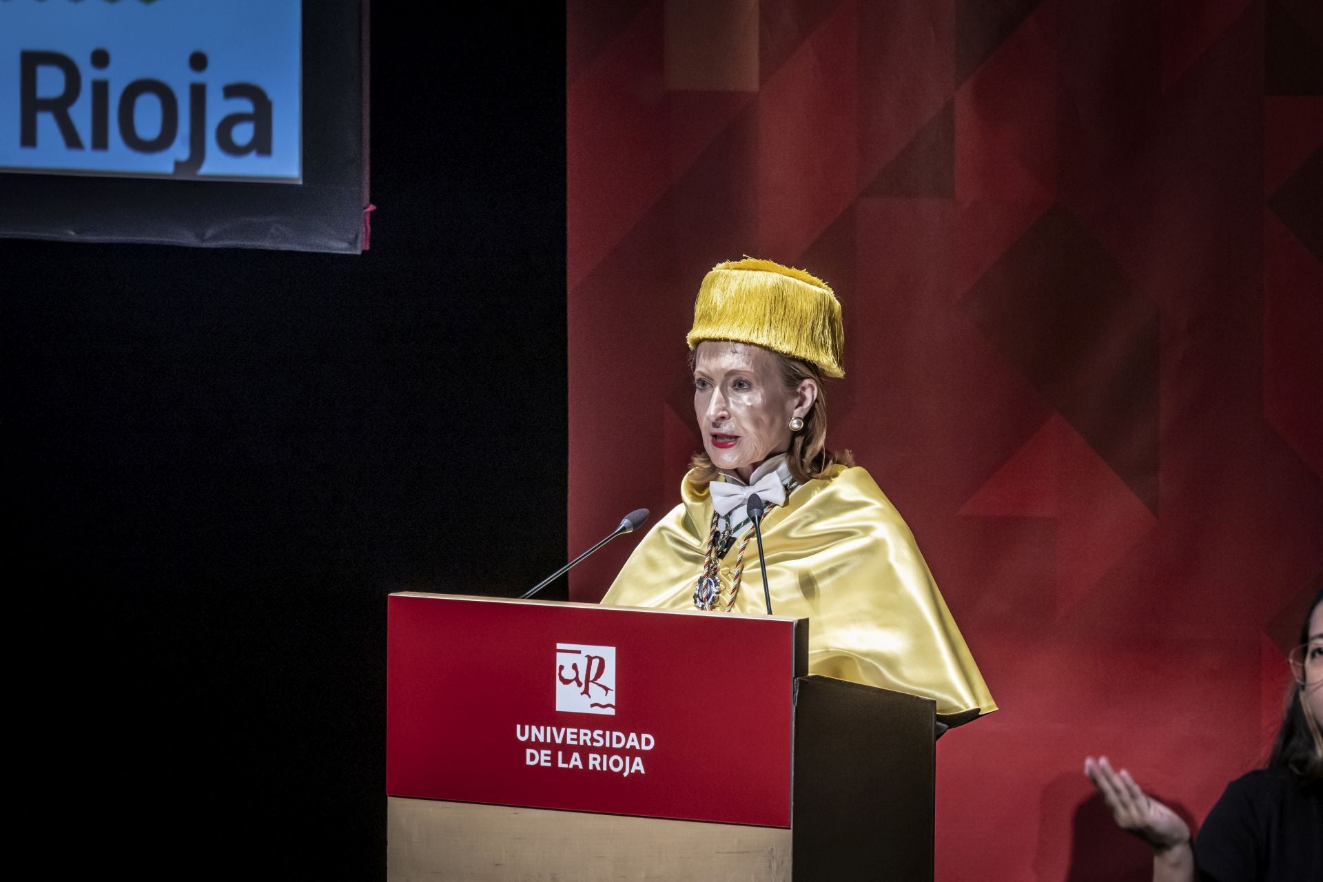 Las imágenes de la apertura del curso académico de la UR