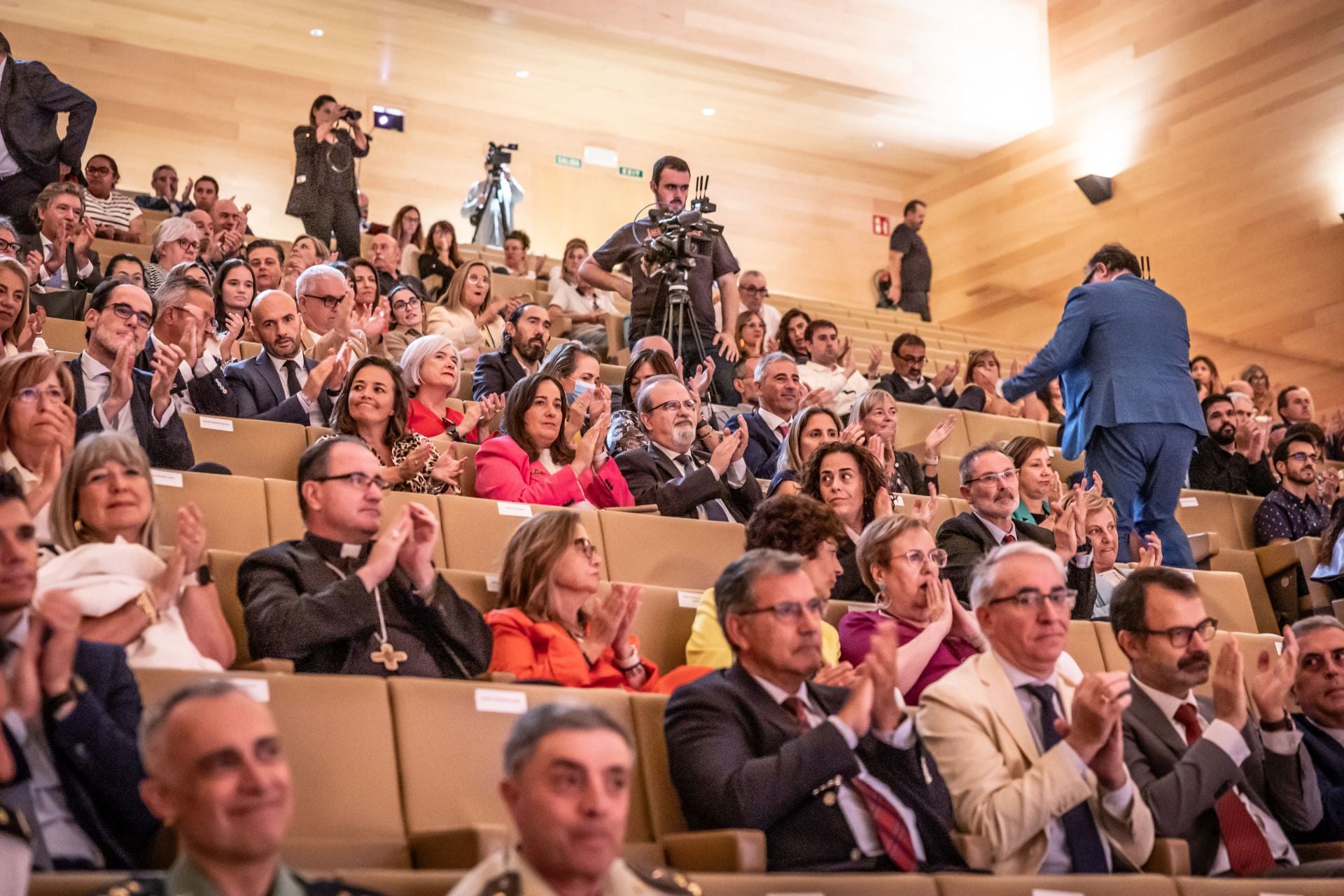 Las imágenes de la apertura del curso académico de la UR