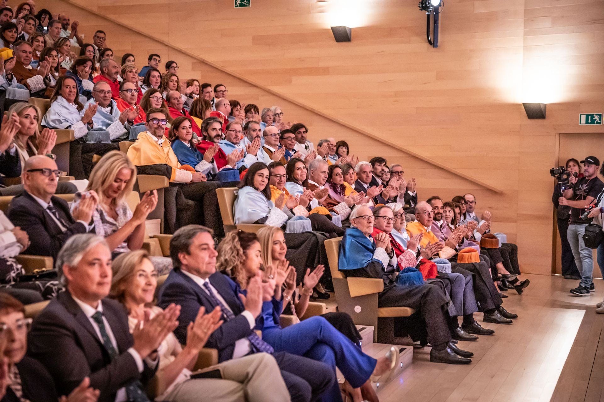 Las imágenes de la apertura del curso académico de la UR