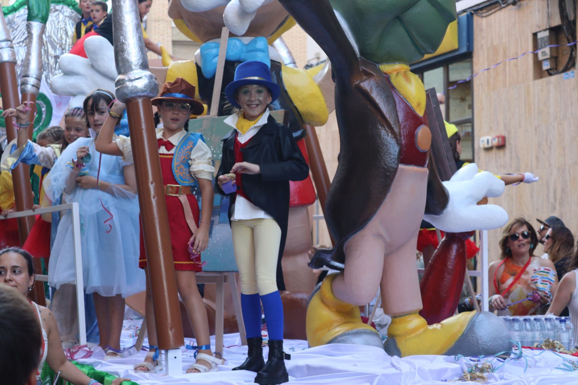 Las imágenes del desfile de carrozas de Haro