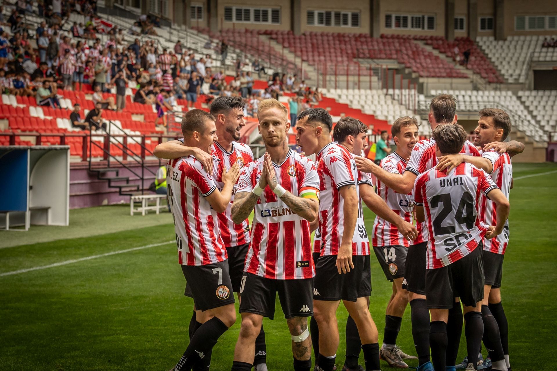 La SDL gana al Eibar en Las Gaunas
