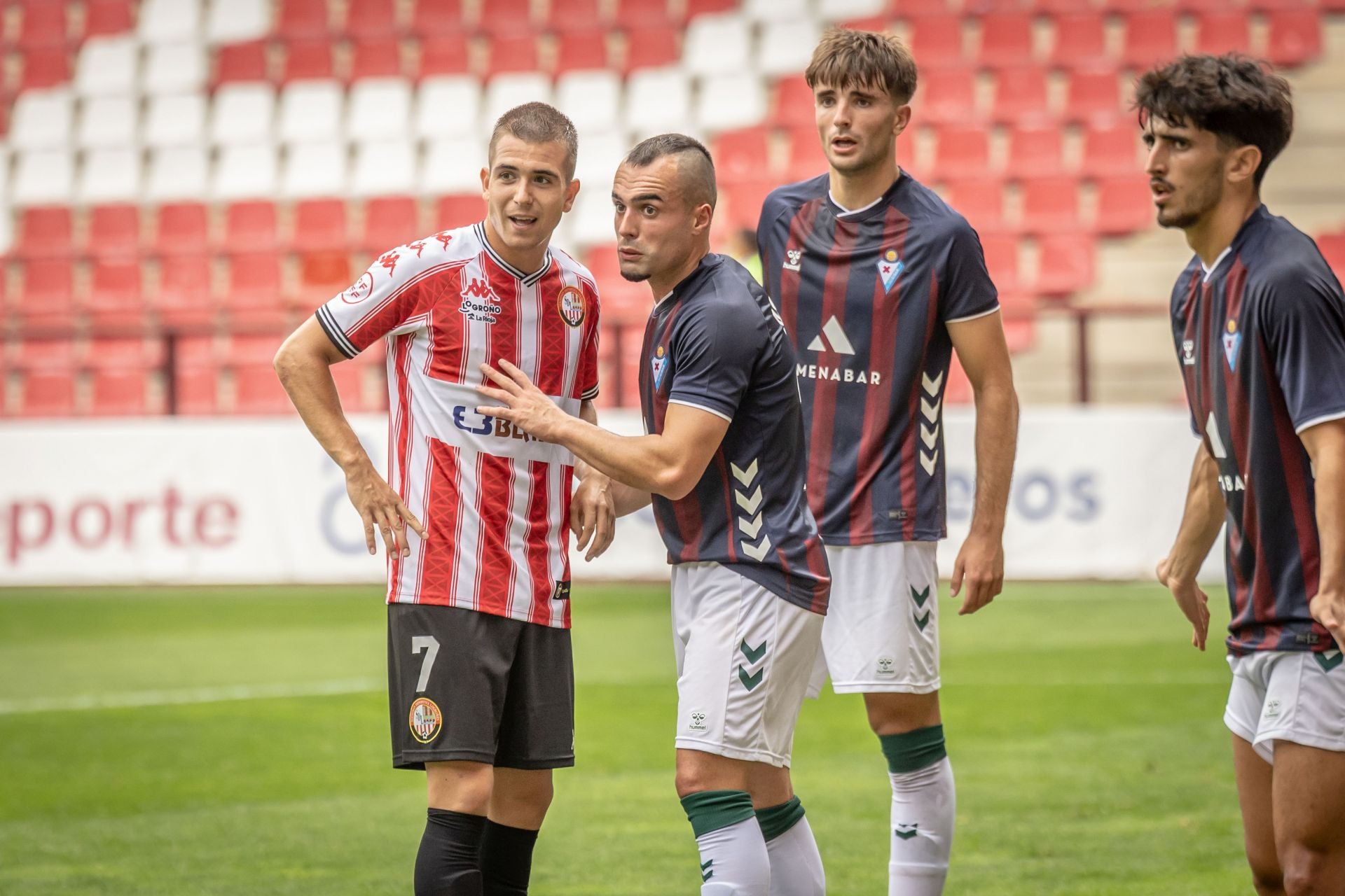 La SDL gana al Eibar en Las Gaunas