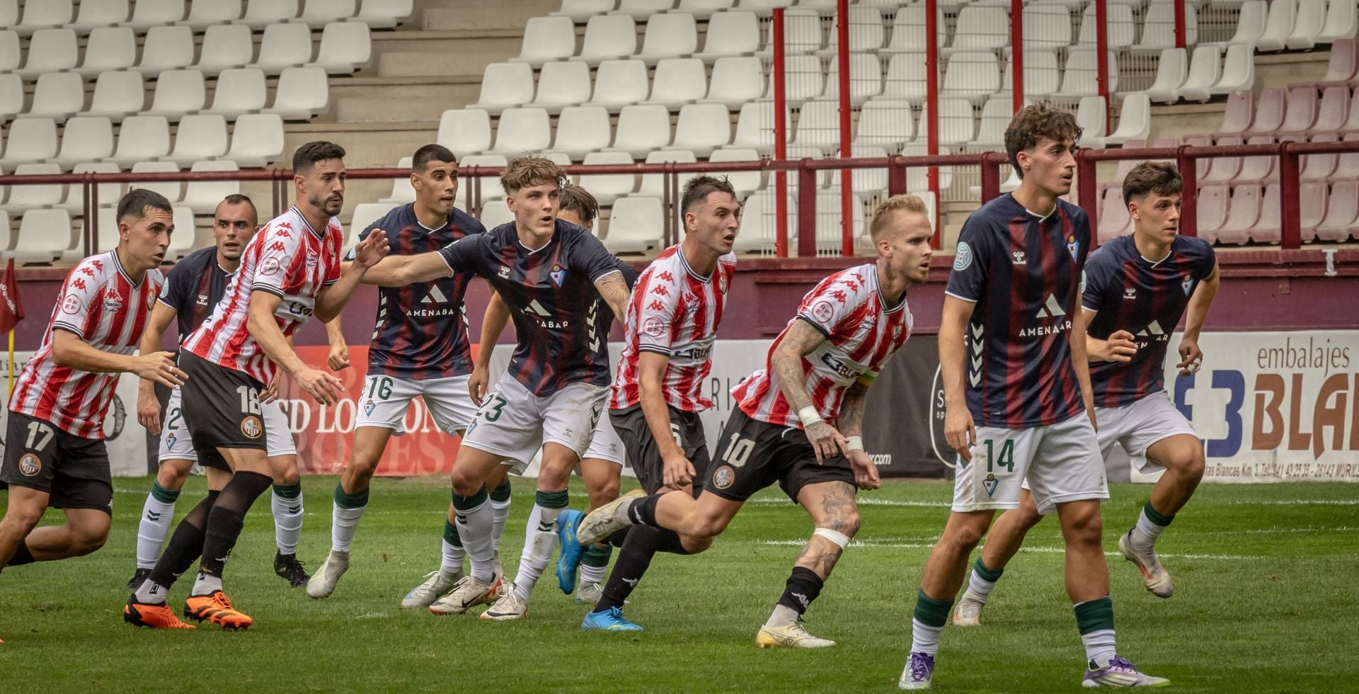 La SDL gana al Eibar en Las Gaunas