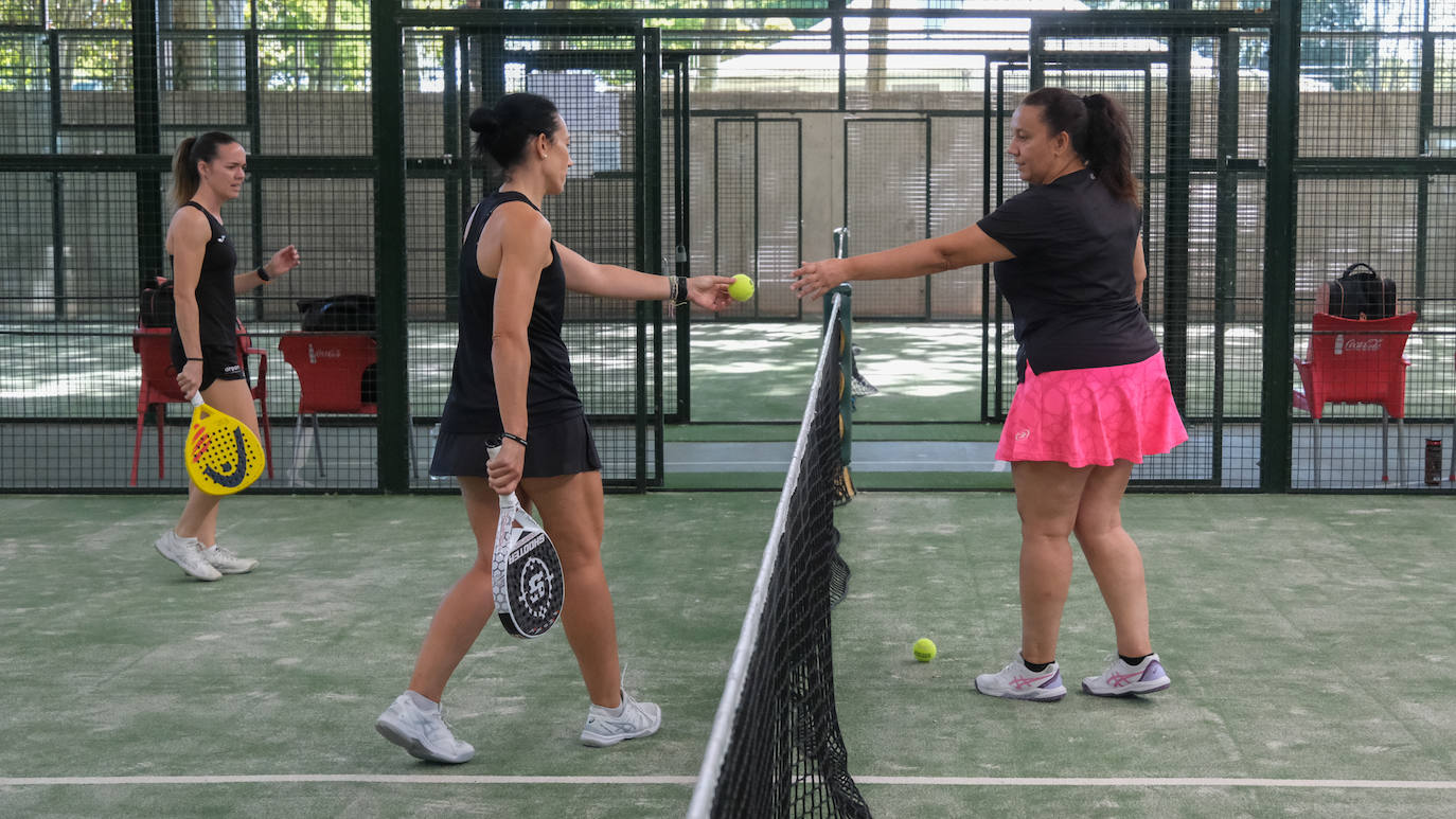 Las imágenes del Torneo La Vendimia de pádel