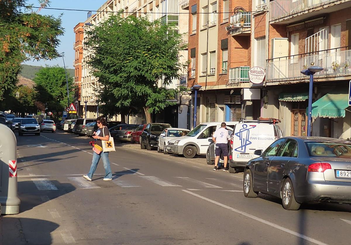 Los grupos apoyaron por unanimidad mejorar la señalización e iluminación de los pasos de cebra de avenidas Benidorm y Reyes Católicos.