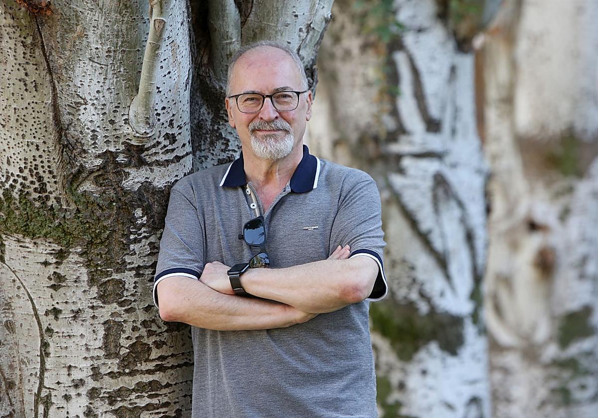 Julio Irigoyen posa minutos antes de esta entrevista.